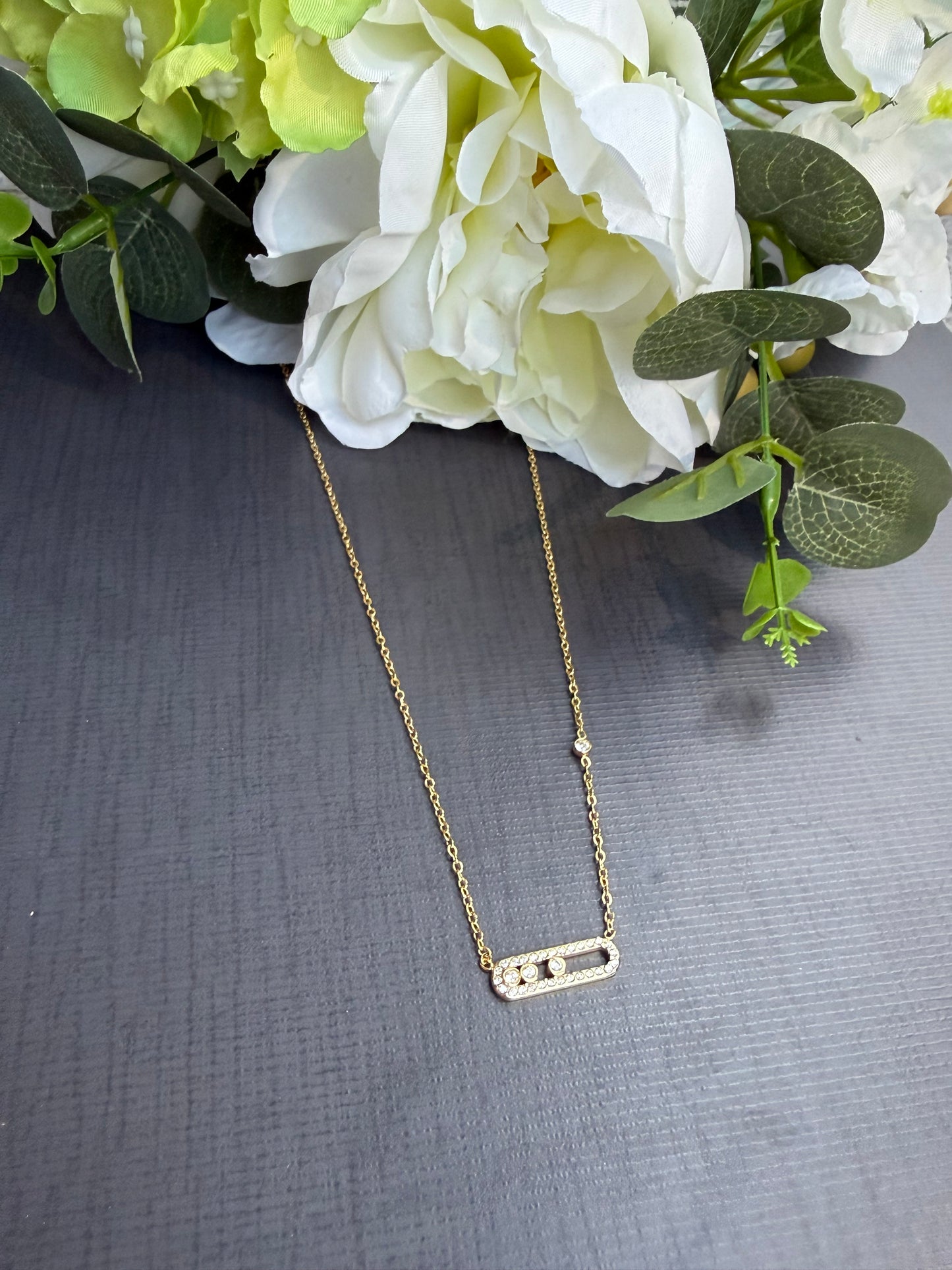 Collier avec 3 diamants✨