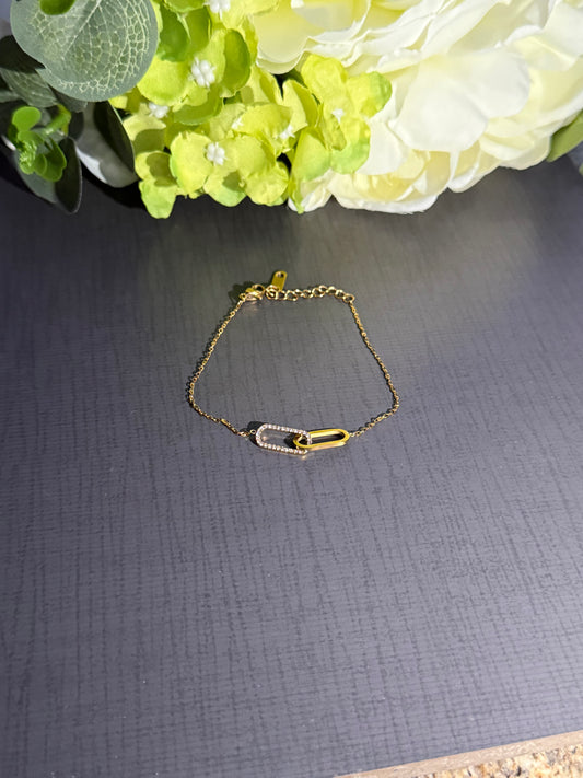 Bracelet attacher✨